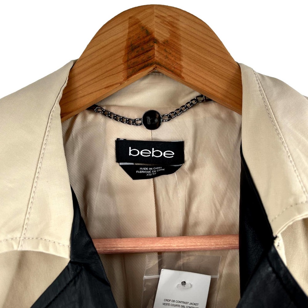 Bebe Cropped DB Contrast Twill & Vegan Leather Jacket Size Extra Small NWT - Picture 5 of 8